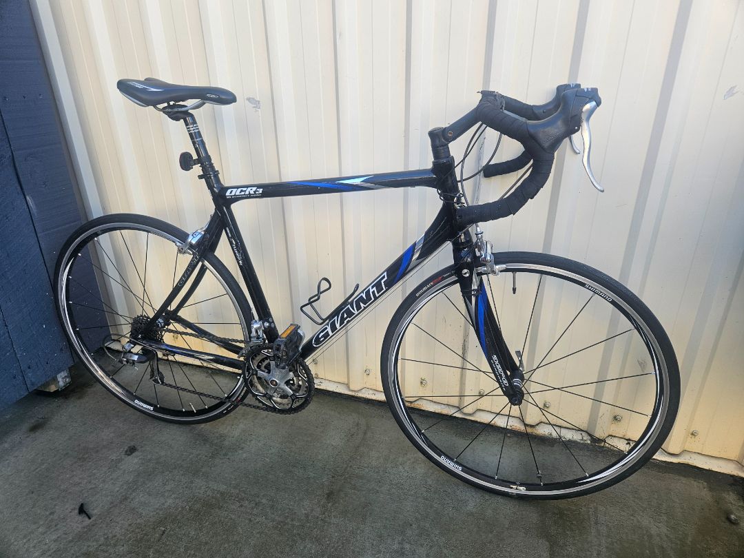 rennrad giant ocr 3 Black Compact Road, 55.5 / L – Sports Circle 1-2 Stil:EB5 [750W 100KM] Team D adidas Handschuhe