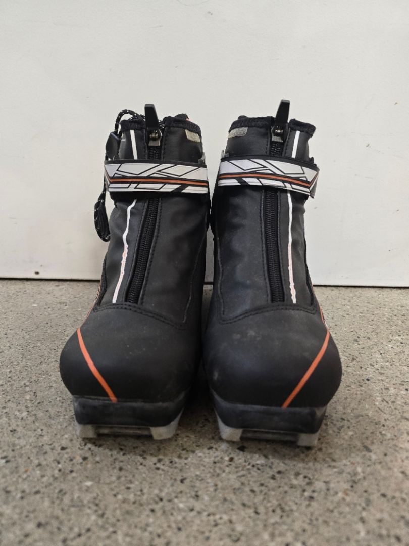 Black/Orange Rossignol Cross country ski boots, EU 36
