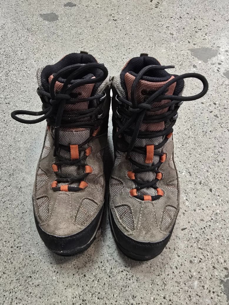 Hi Tec Hiking Boots, EU 34