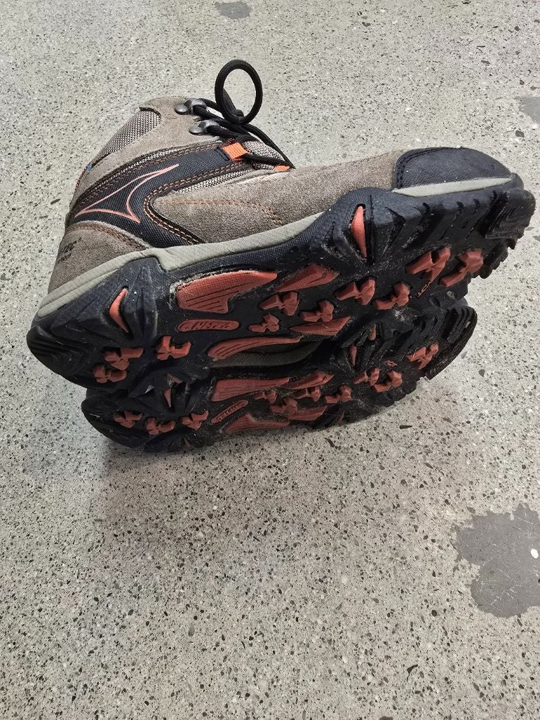 Hi Tec Hiking Boots, EU 34