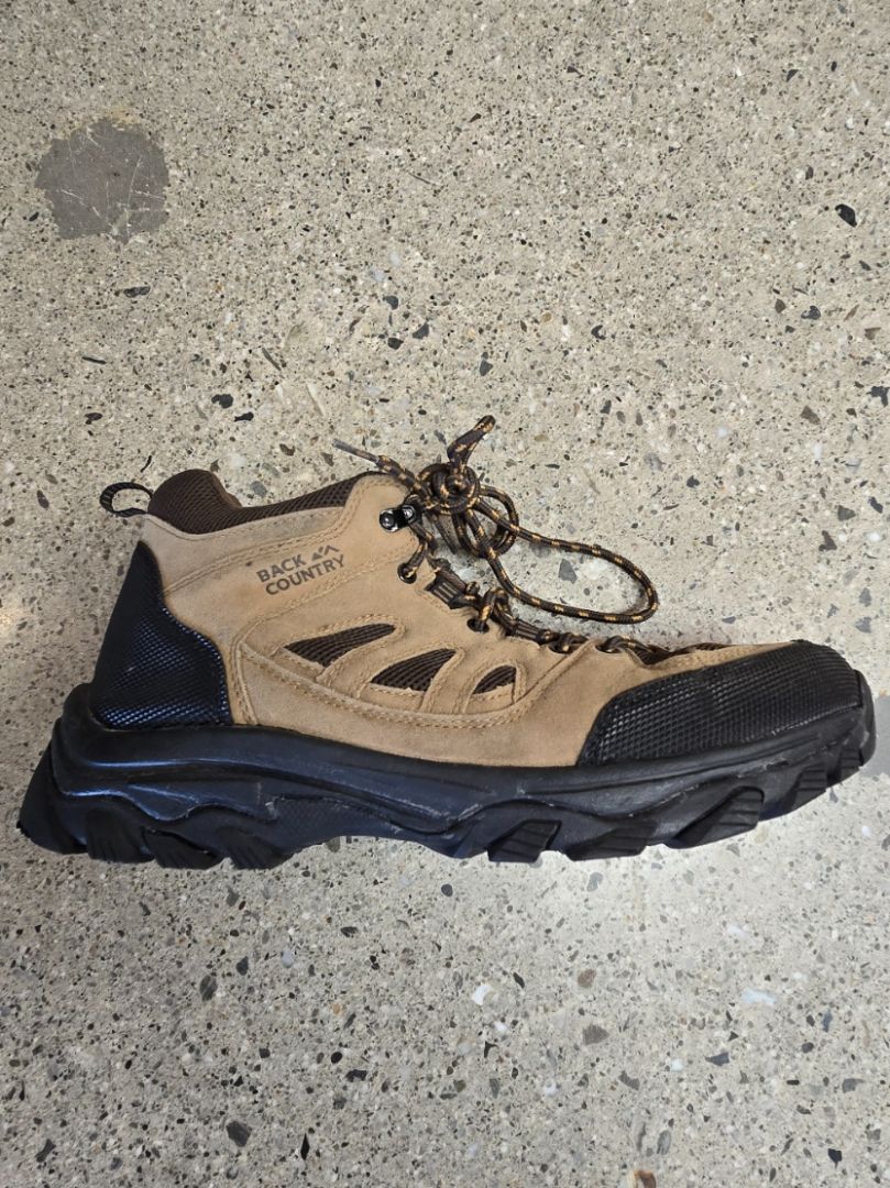 Back Country Hiking Boots, EU 44