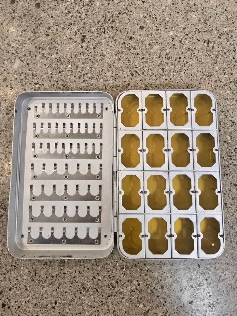 Okuma Fly Fishing Box