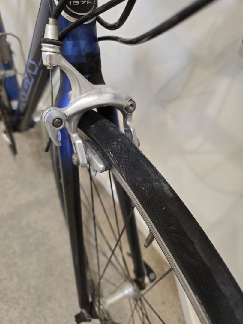 Blue Trek 1000 Road Bike, M