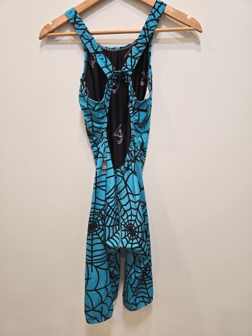 AgonSwim Streamline Kneeskin, 34