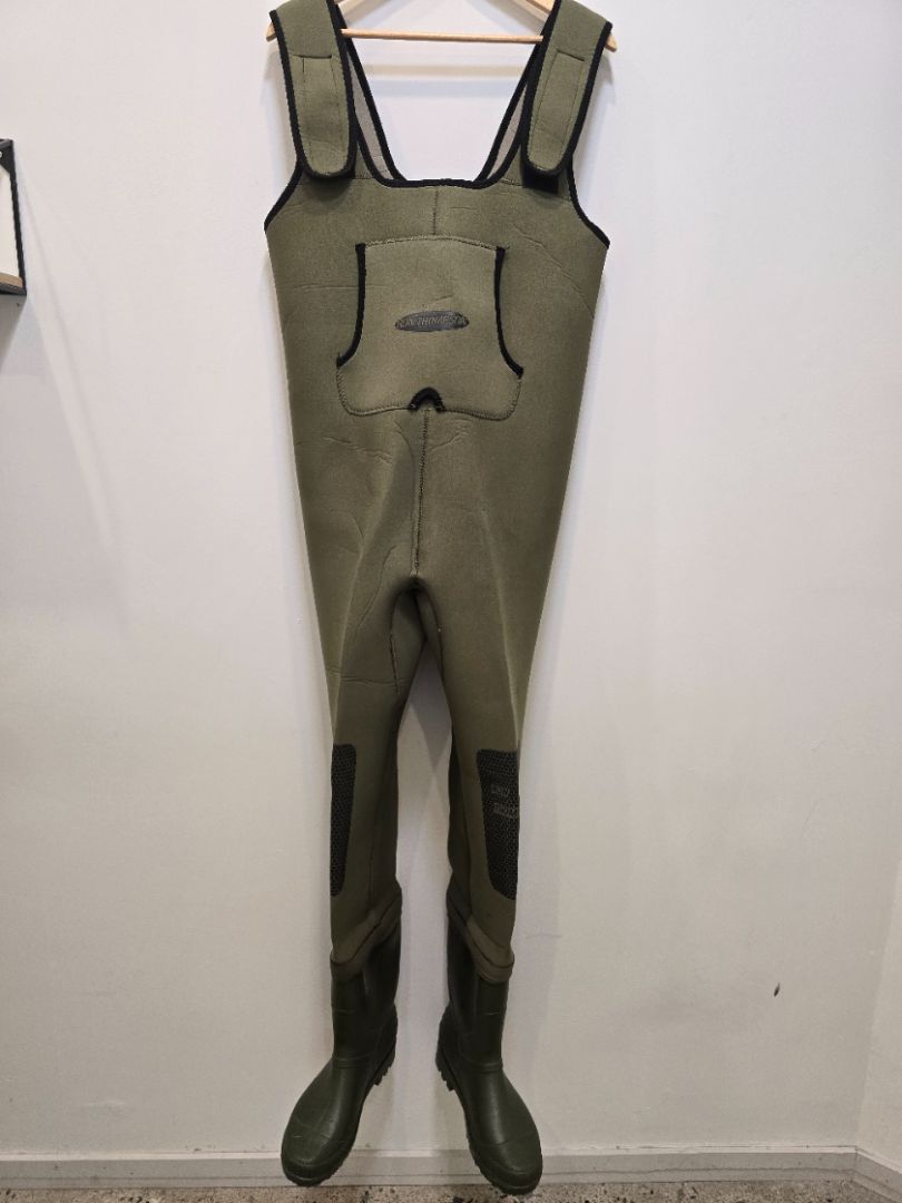 Green Ron Thompson Chest Waders, 38/39