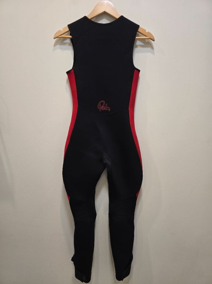 Black/Red Palm Long-john Youth Wetsuit, 10-12 yrs