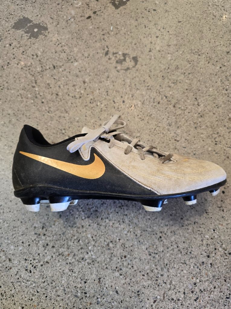 Black Nike Kids Football Boots, EU 36