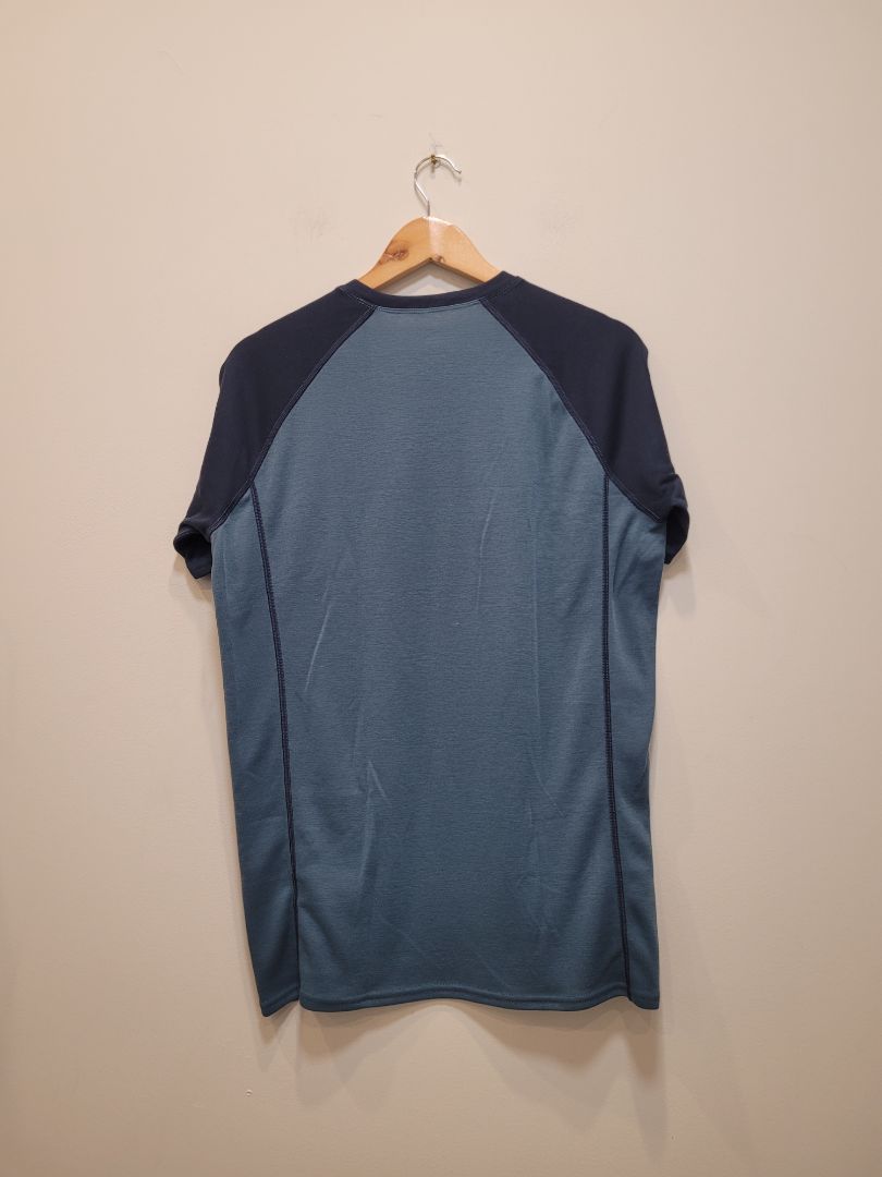 Blue Macpac Geothermal Top, L