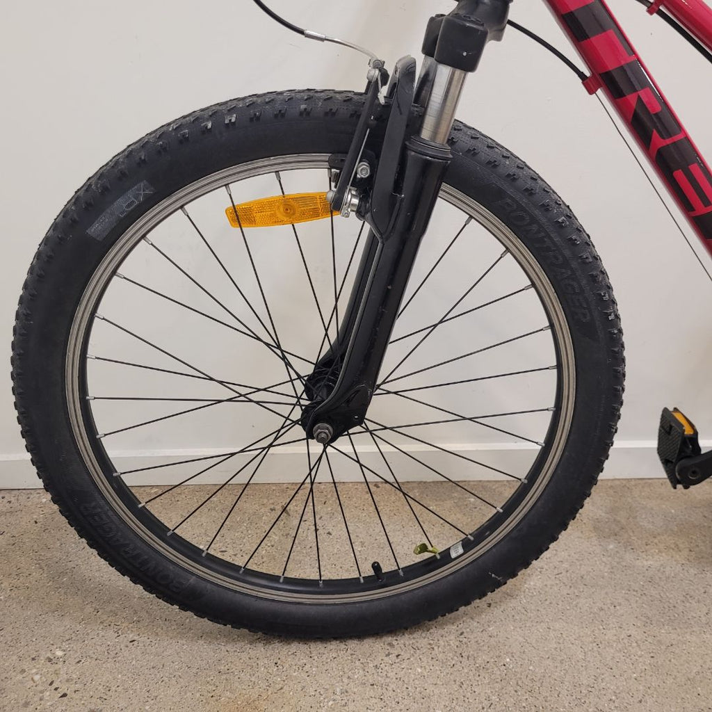 Red Trek Precaliber 24, 24"