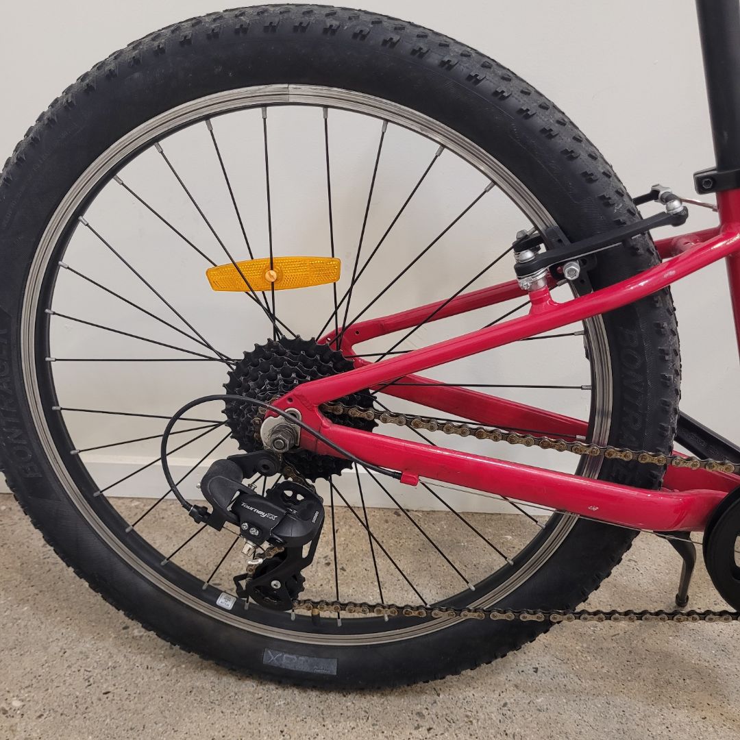 Red Trek Precaliber 24, 24"
