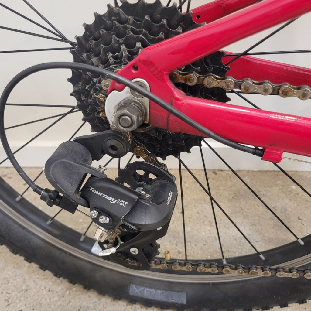 Red Trek Precaliber 24, 24"