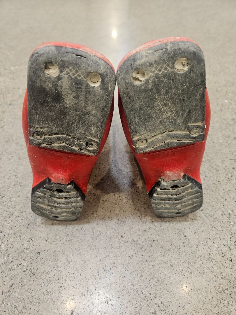 Red  Junior Ski Boot, 18