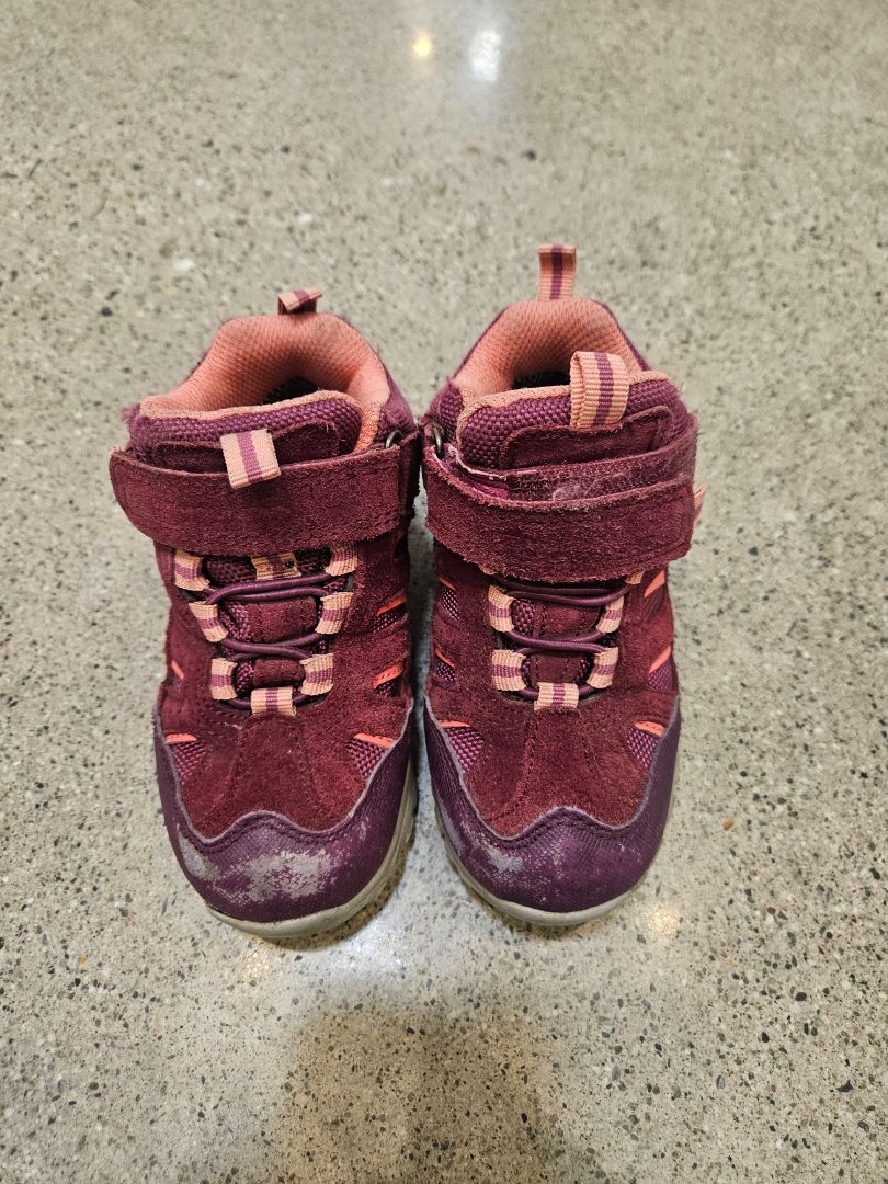 Burgundy Mountain Warehouse IsoDry Walking Boots, EU 24