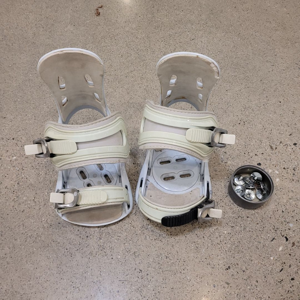 White 5150 Snowboard Bindings, M/L estimated