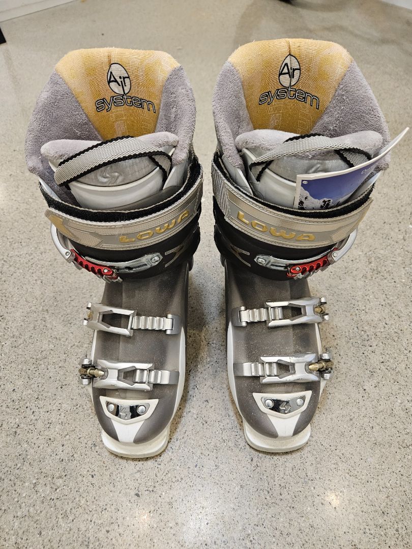 Grey Lowa XC Seven, 24-24.5