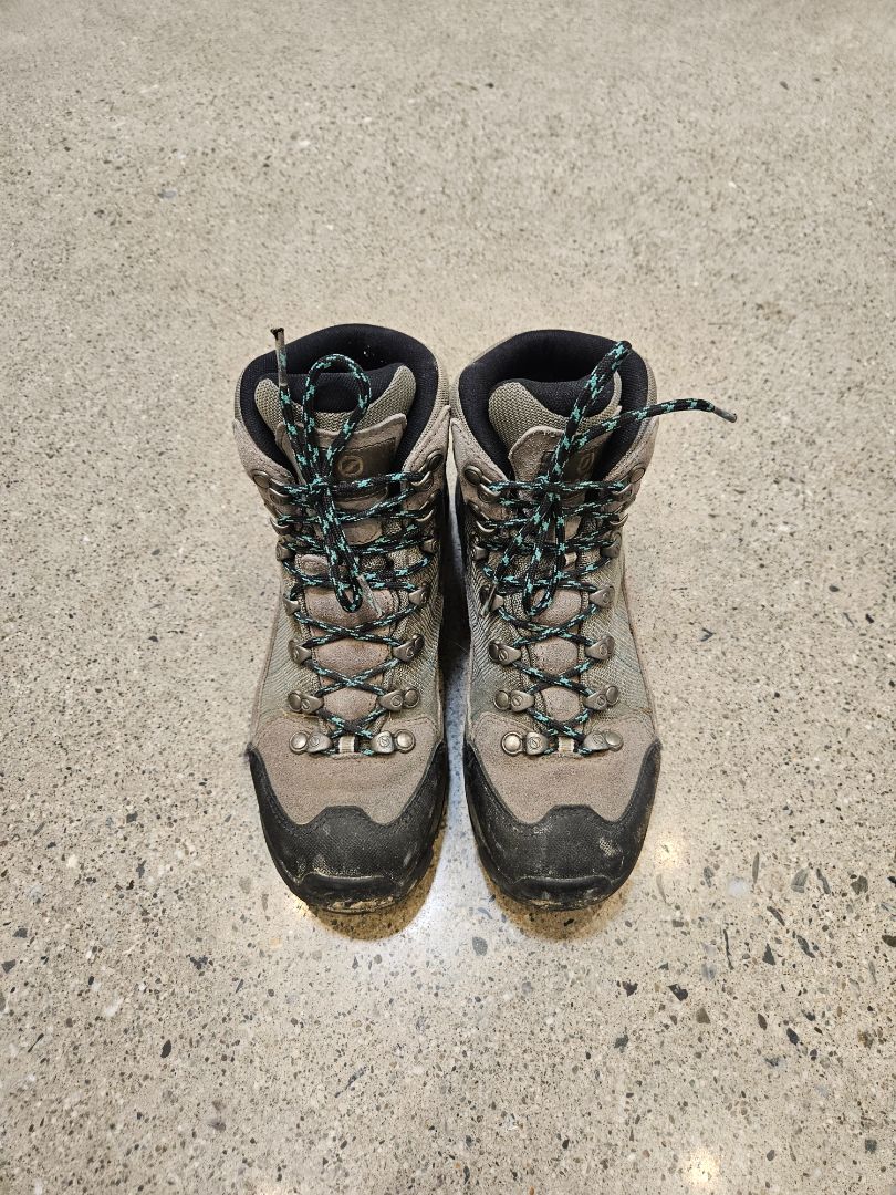 Grey Scarpa Hiking Boots, EU 38