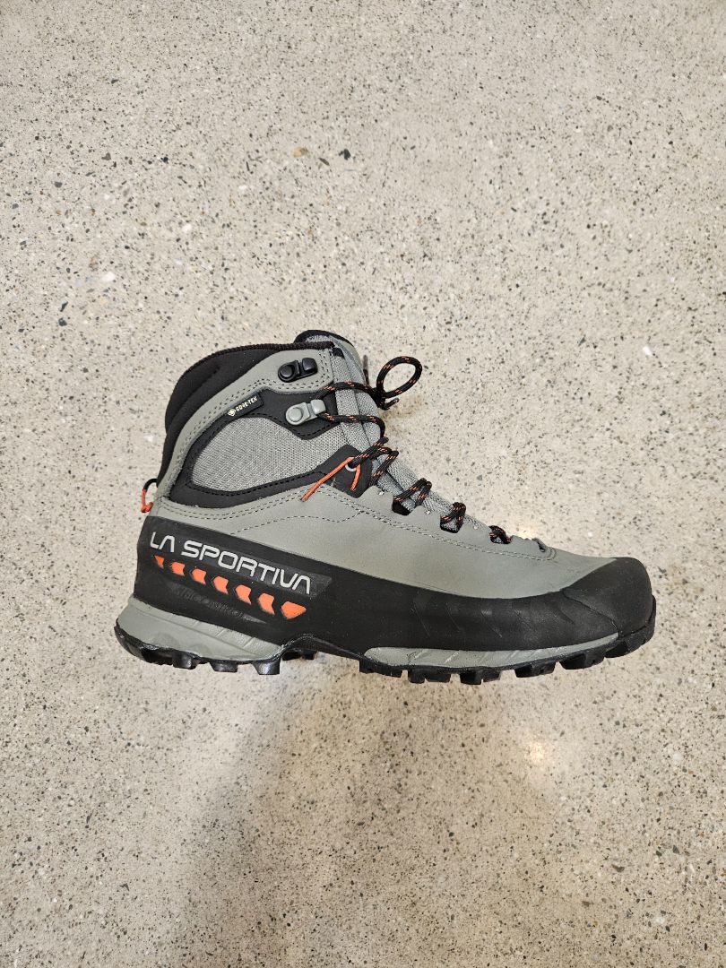 Grey La Sportiva TX5 GTX, EU 41