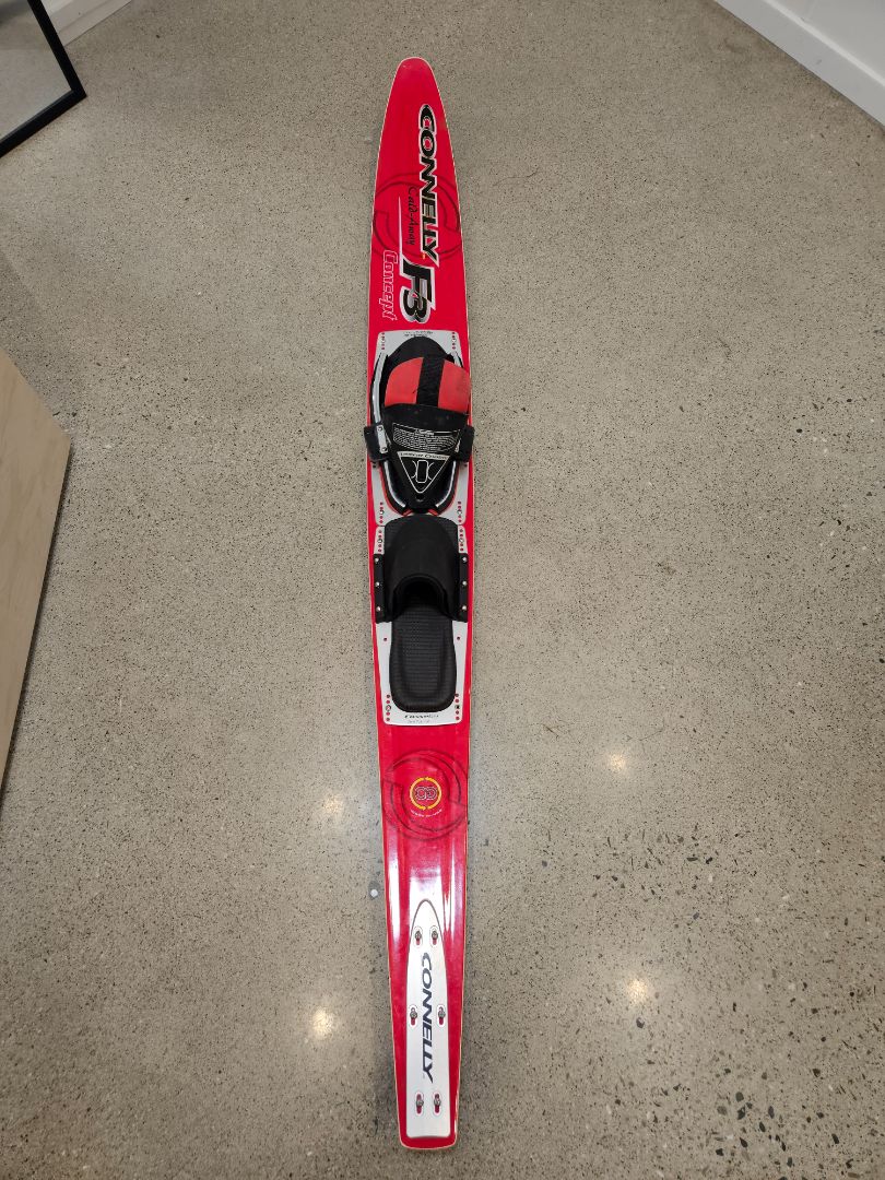 Red Connelly F3 Concept, 65"