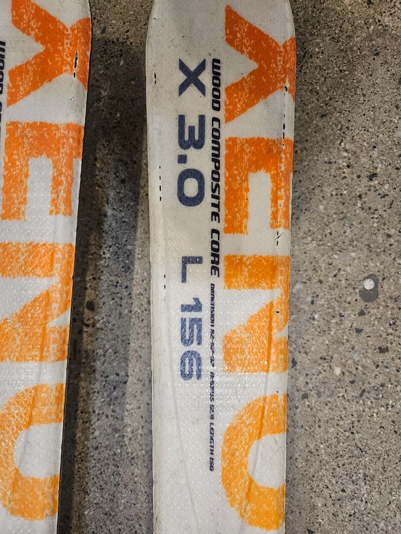 White Head Xenon X 3.0 L, 156cm