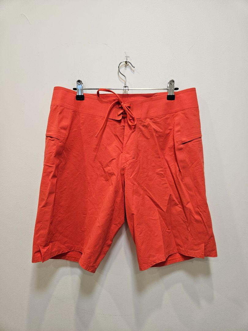 Red Lululemon Shorts, 32