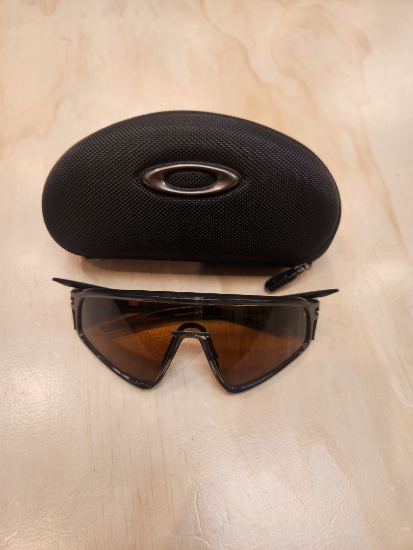 Green Oakley Latch Panel Sunglasses, Large