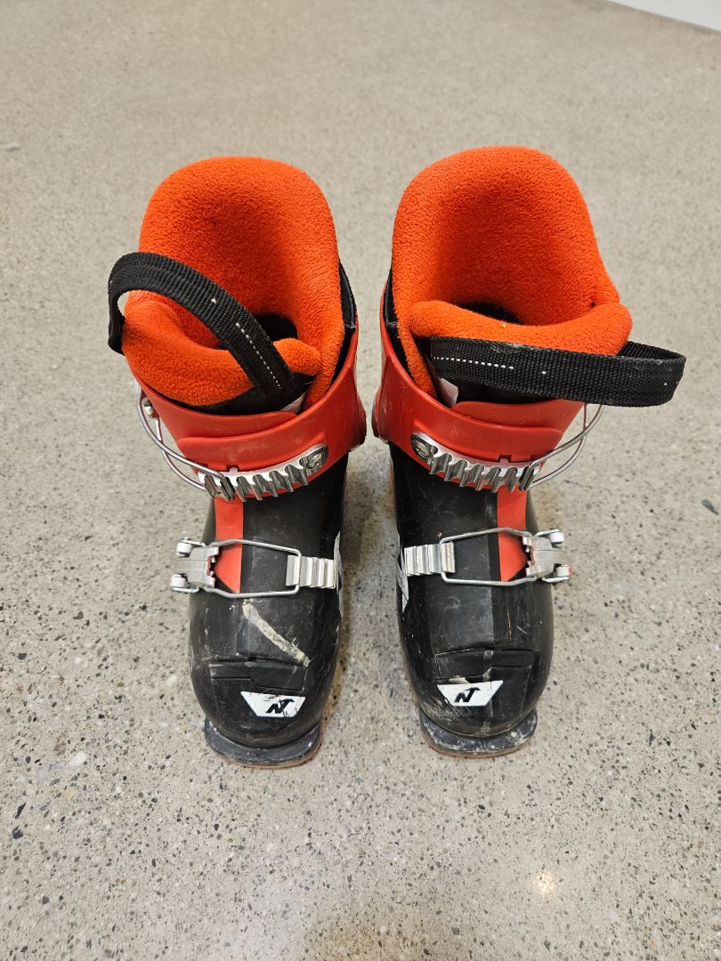 Red Nordica Speedmachine 2, 18/18.5