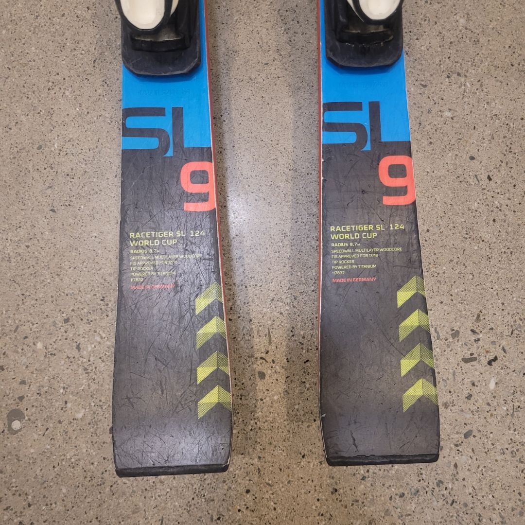 Yellow Völkl Racetiger SL 9, 124cm