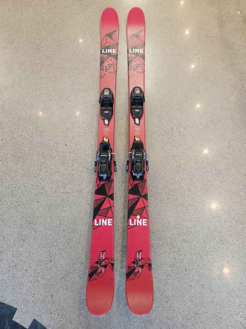 Red Line TW, 149cm