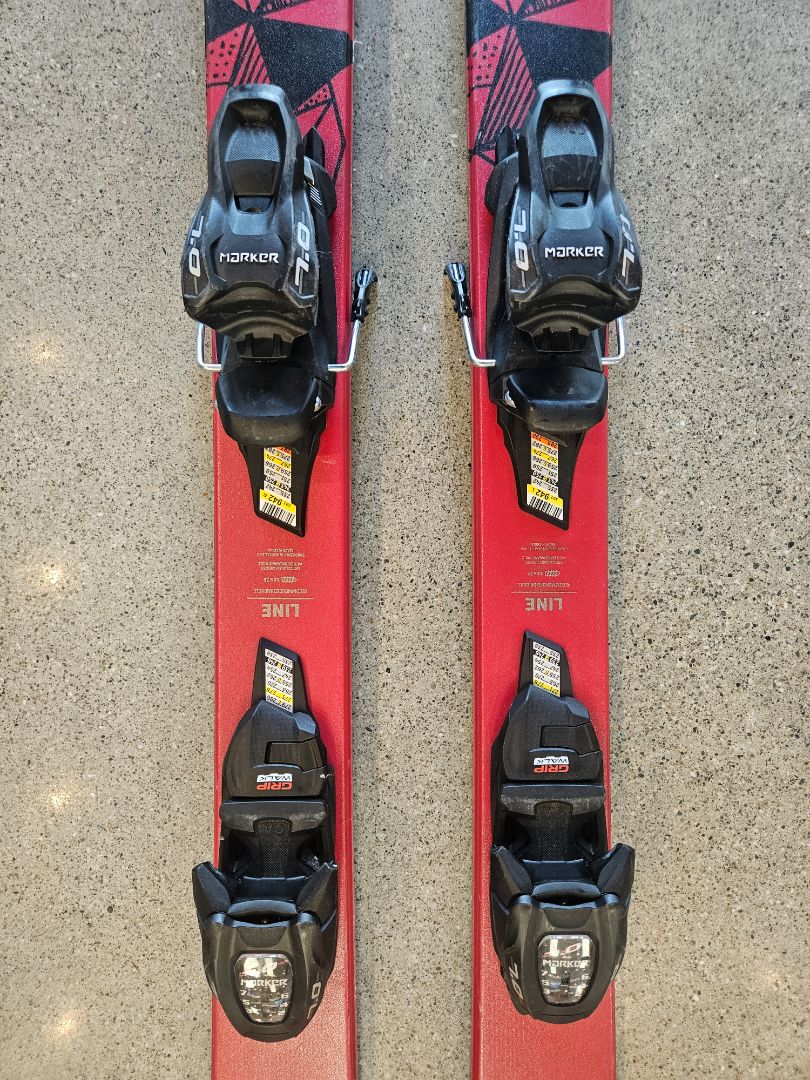 Red Line TW, 149cm