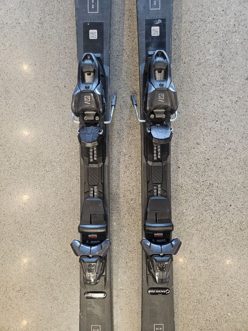 Black Salomon S/Max N°10, 155 cm