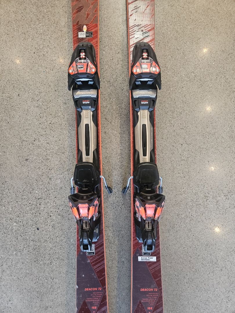 Red Volkl Deacon 72, 168 cm