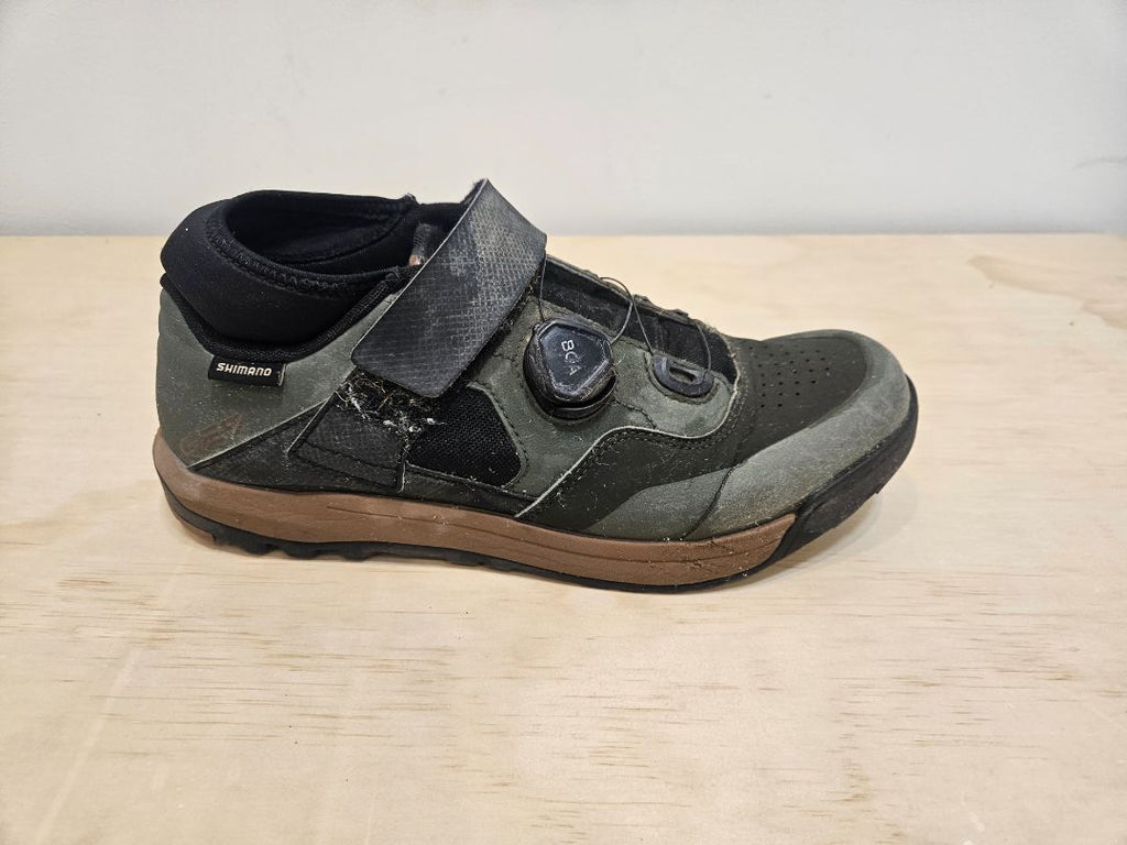 Green Shimano Clipless MTB Shoes, EU 42