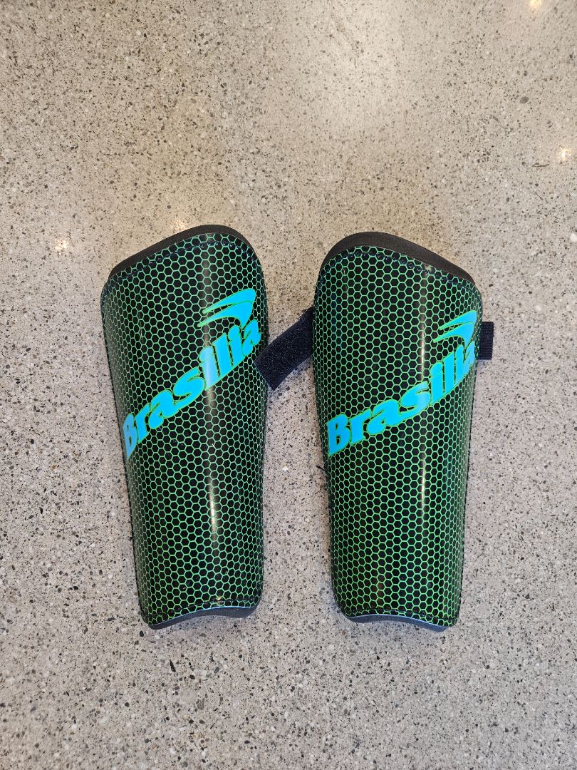 Black Brasilia Shin Guards, Kids/youth