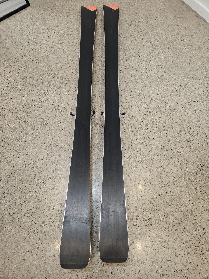 Black Rossignol Experience 80 HD, 168 cm