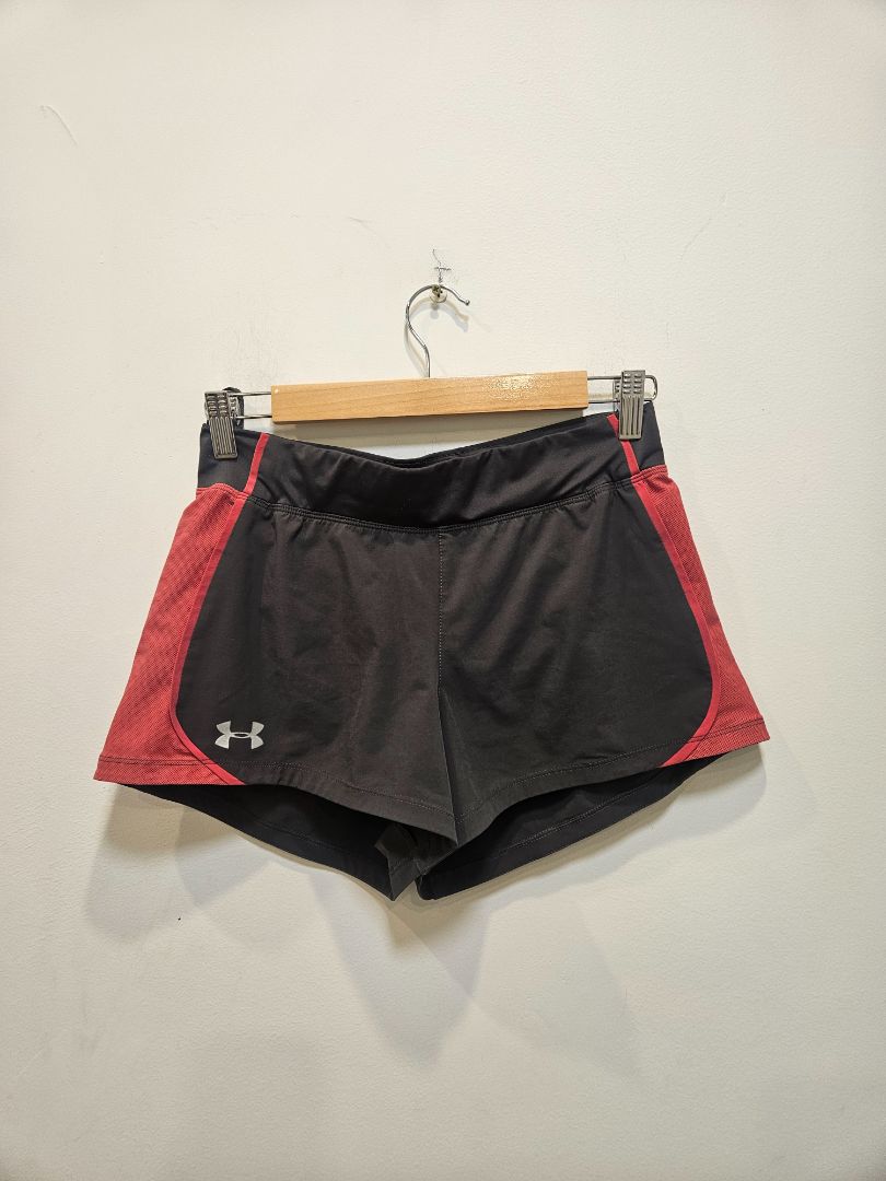 Black Under Armour HeatGear Shorts, Women's M