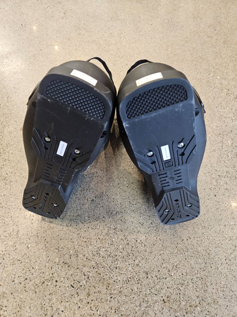 Black Nordica Dobermann WC 100 EDT, 25.5