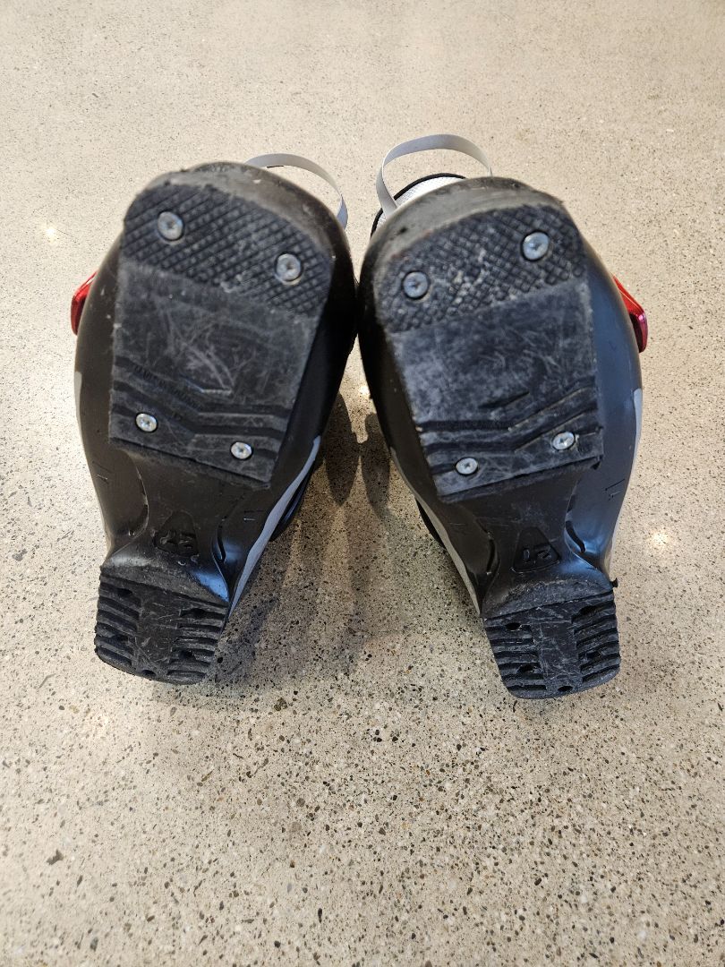 Black Salomon Mission 6, 27 mondo