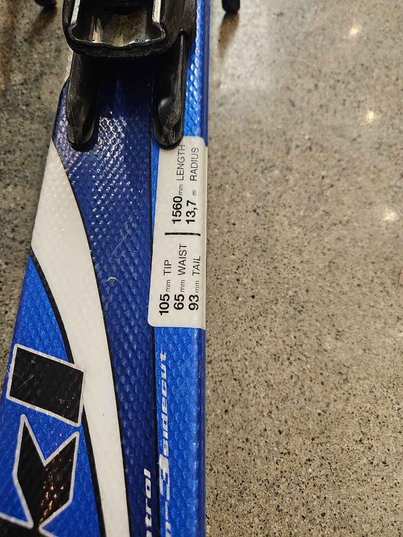 Blue Völkl Energy 220, 156 cm
