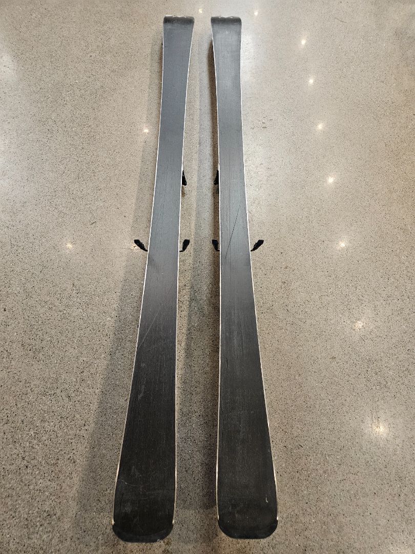 Blue Völkl Energy 220, 156 cm