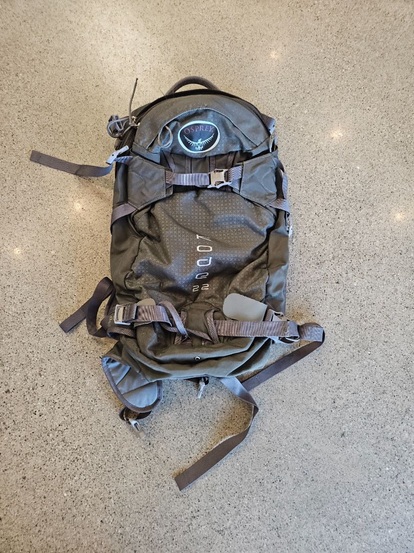 Grey Osprey Kode 22 Pack, 22 L S/M