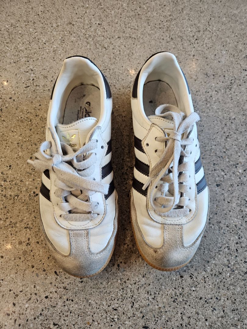 White Adidas Samba, UK 4 / EU 36⅔