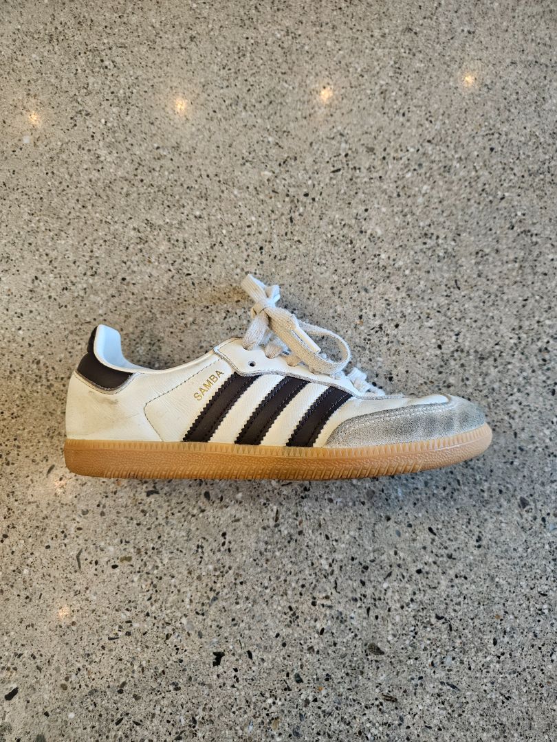 White Adidas Samba, UK 4 / EU 36⅔