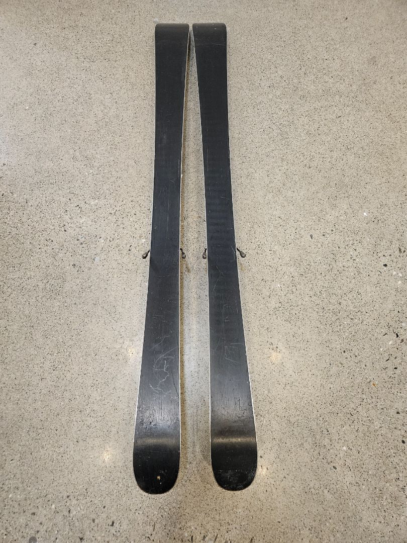 Black Armada Bantam, 125cm