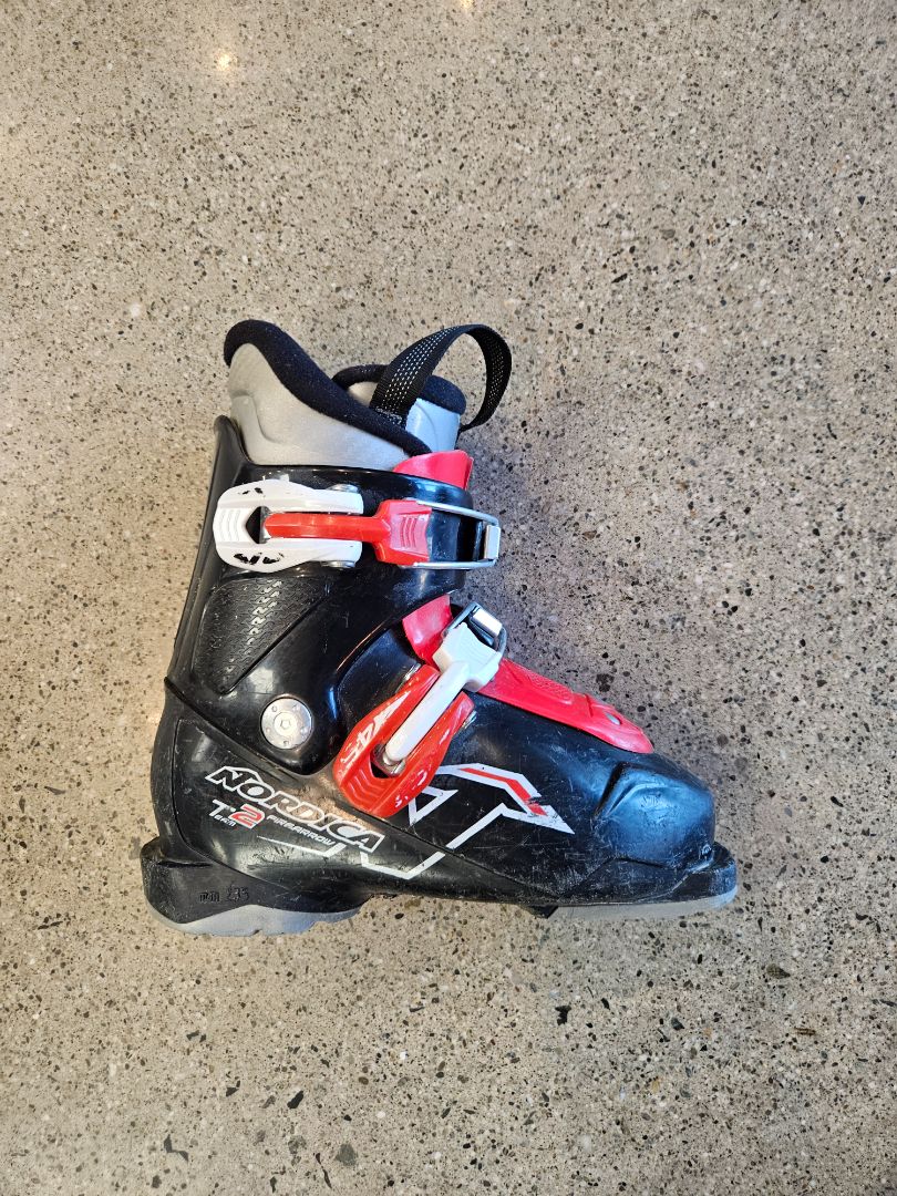 Black Nordica Team Firearrow 2, 18-19.5