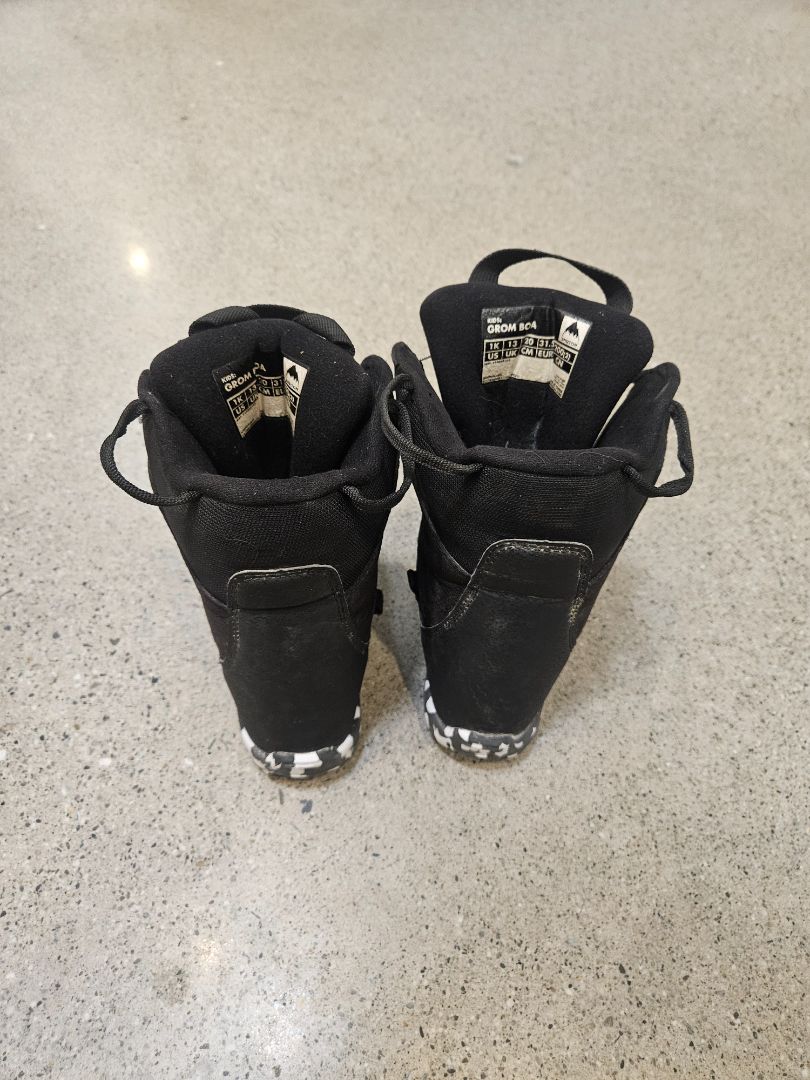 Black Burton Grom BOA, EU 31.5