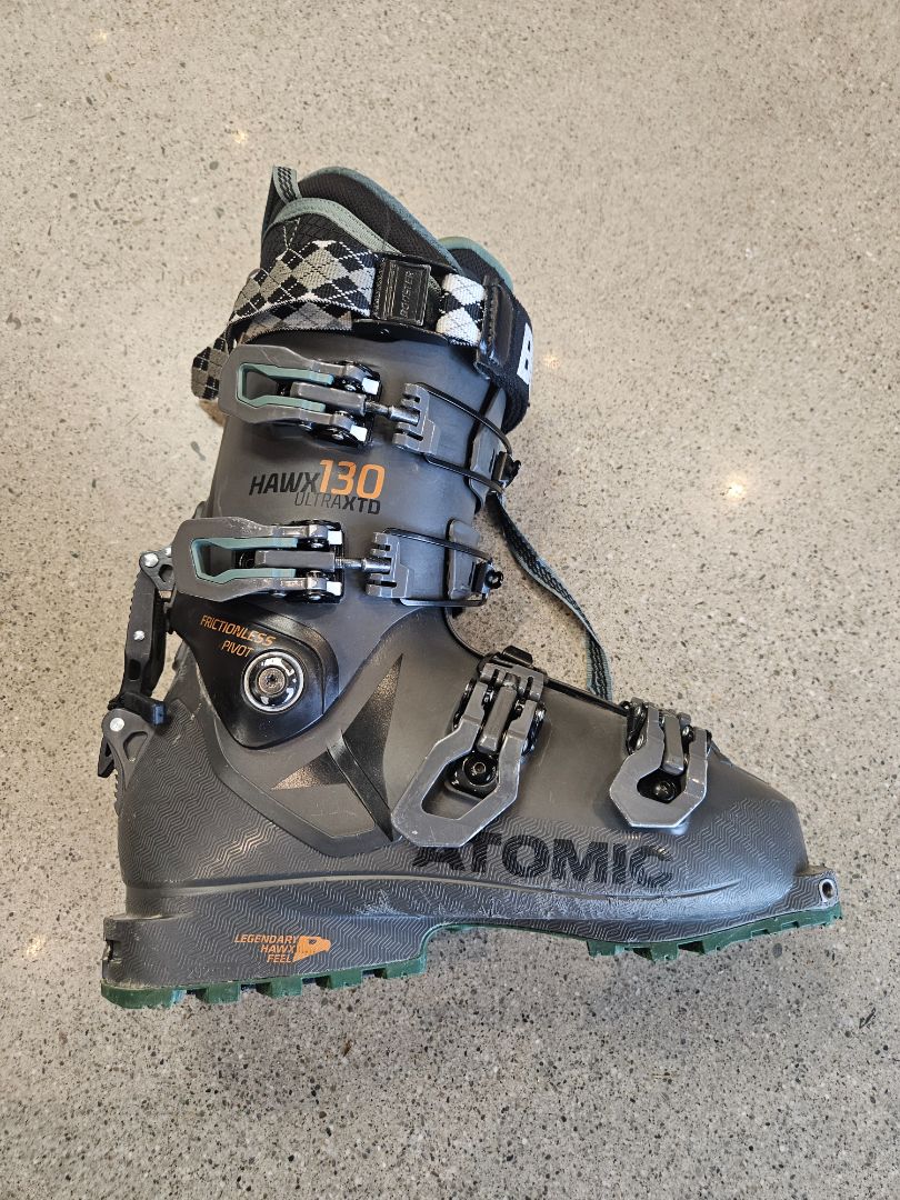 Grey Atomic Hawx Ultra XTD 130, 25/25.5 mondo