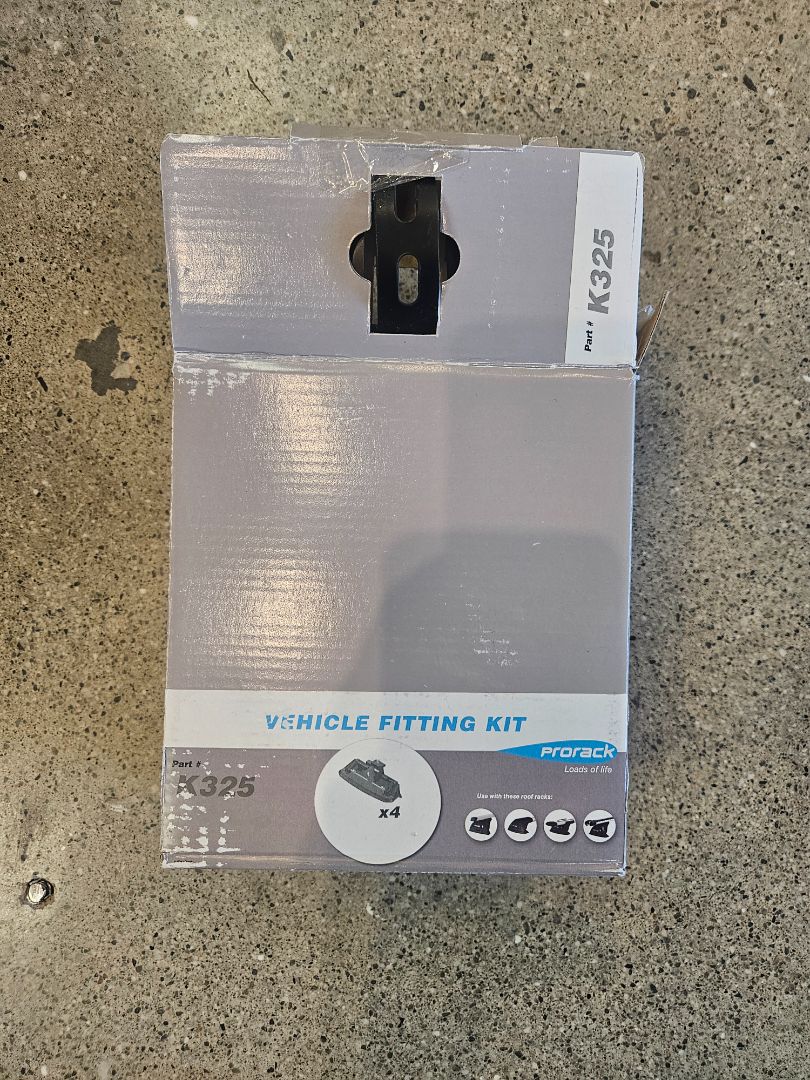 Black Prorack K325 Fitting Kit