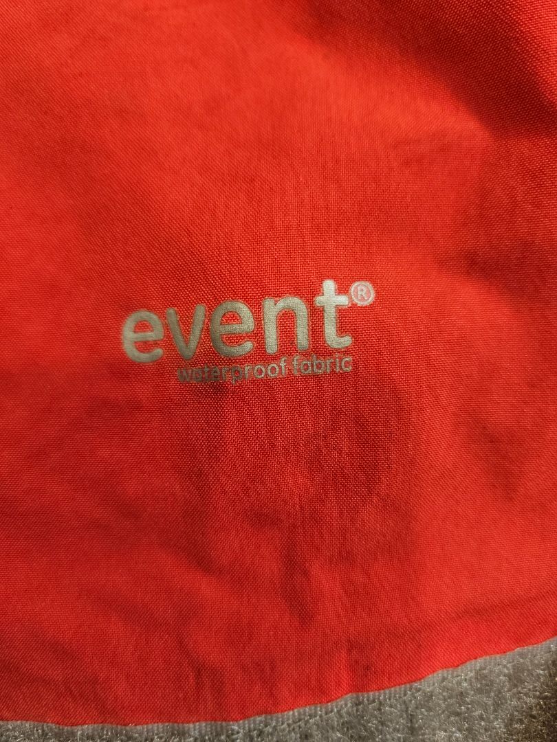 Red Sherpa eVent Jacket, M