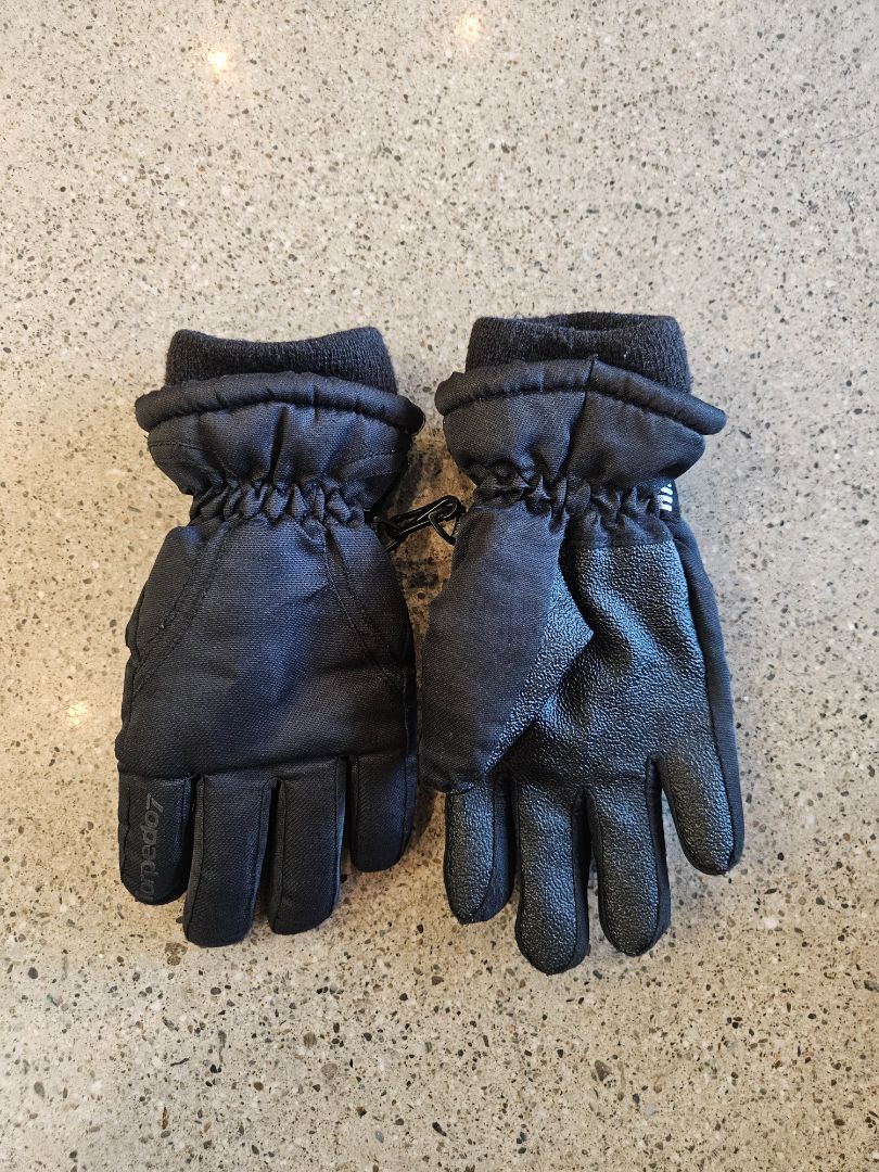 Black Torpedo7 Kids Snow Gloves, Kids