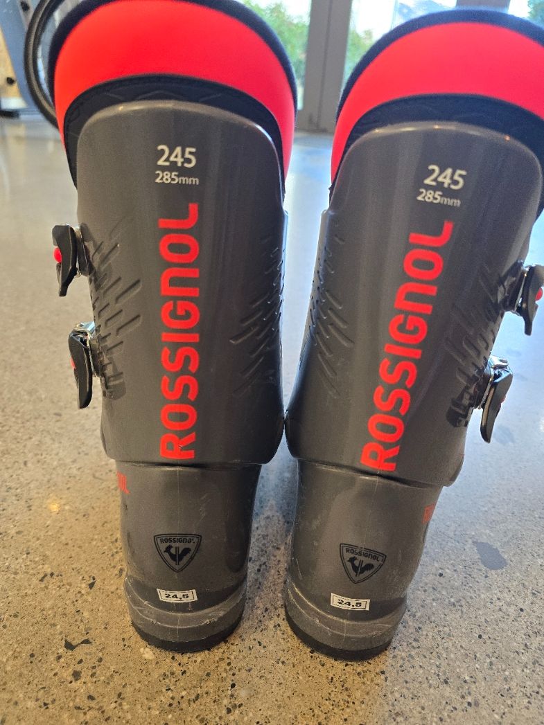 Grey Rossignol Hero J4, 24.5